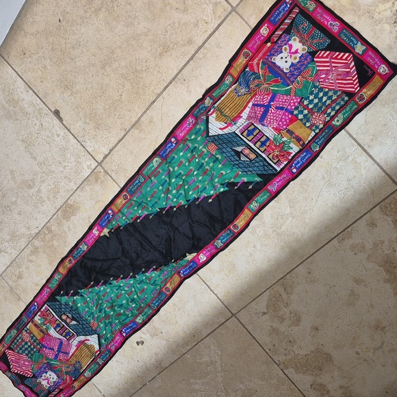 Vintage VERA christmas Tree Oblong Scarf Metallic Gold Trim Multicolor Silk Wrap - Picture 5 of 5